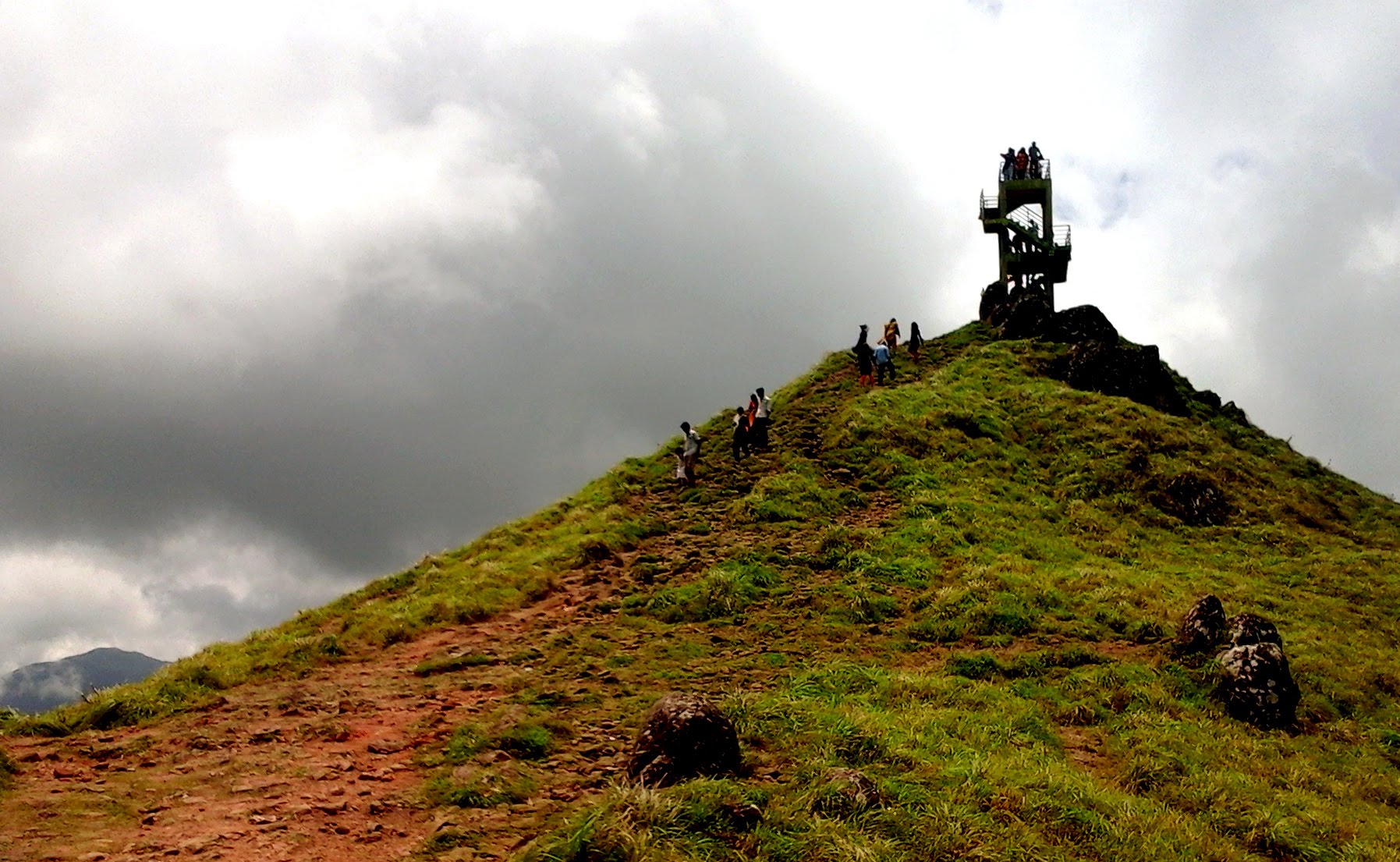 Ponmudi